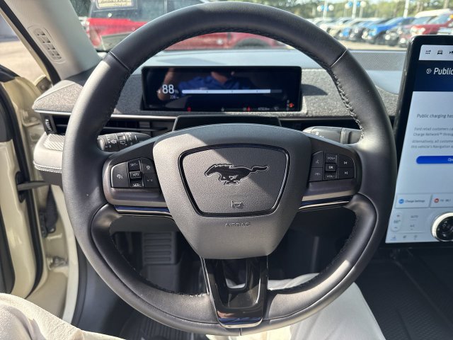 Certified 2025 Ford Mustang Mach-E Premium AWD/4WD image 27