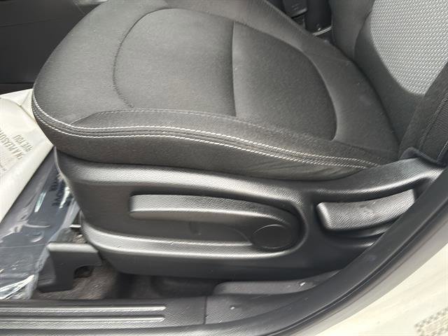 Used 2018 Kia Soul + image 12