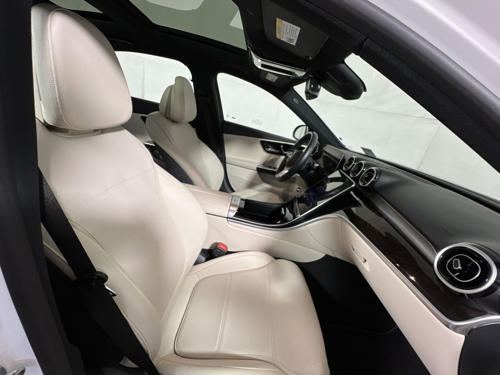 Used 2024 Mercedes-Benz C 300 4MATIC Sedan image 26