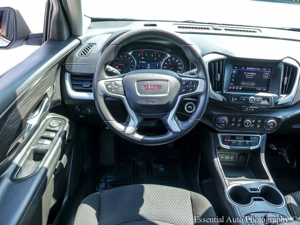Used 2024 GMC Terrain SLE w/ Driver Convenience Package AWD/4WD image 12