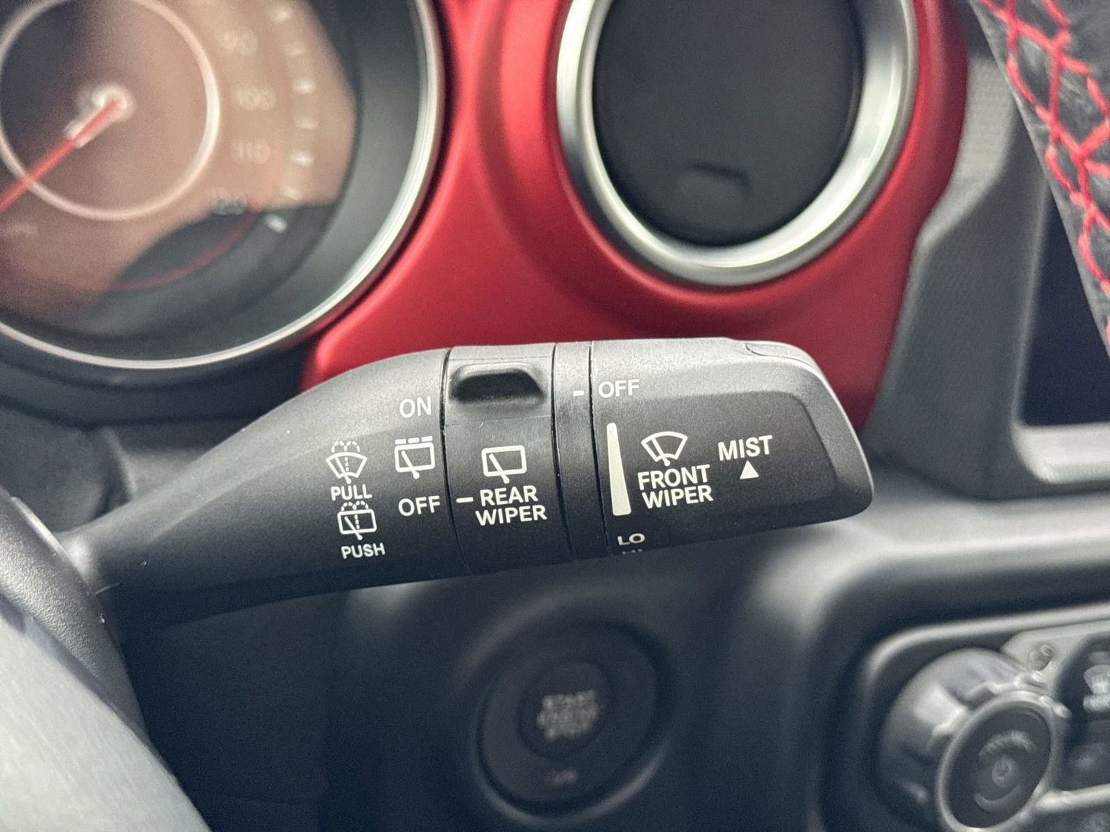 Used 2021 Jeep Wrangler Unlimited Rubicon w/ Uconnect 4C Nav & Sound Group image 27