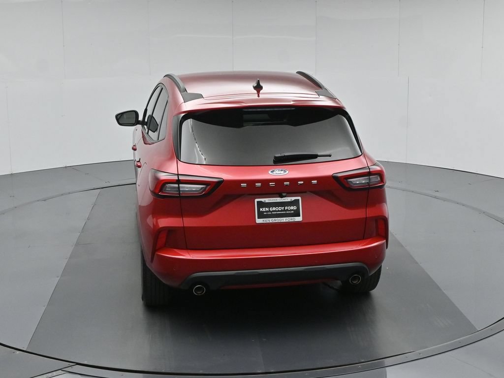 Certified 2023 Ford Escape ST-Line w/ Tech Pack #1 FWD image 42