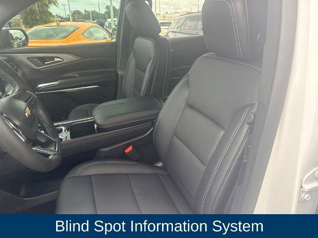 Used 2026 Chevrolet Traverse LT w/ LPO, Floor Liner Package FWD image 10