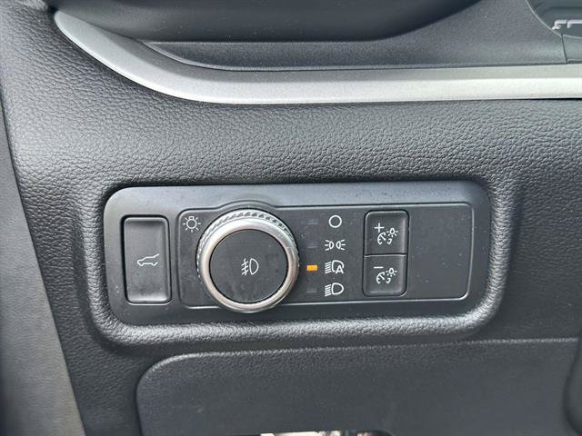 Certified 2022 Ford Explorer XLT w/ Equipment Group 202A AWD/4WD image 28