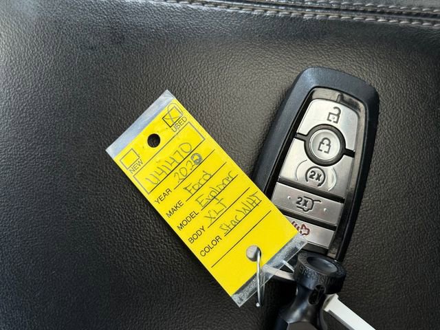 Certified 2022 Ford Explorer XLT w/ Equipment Group 202A image 16