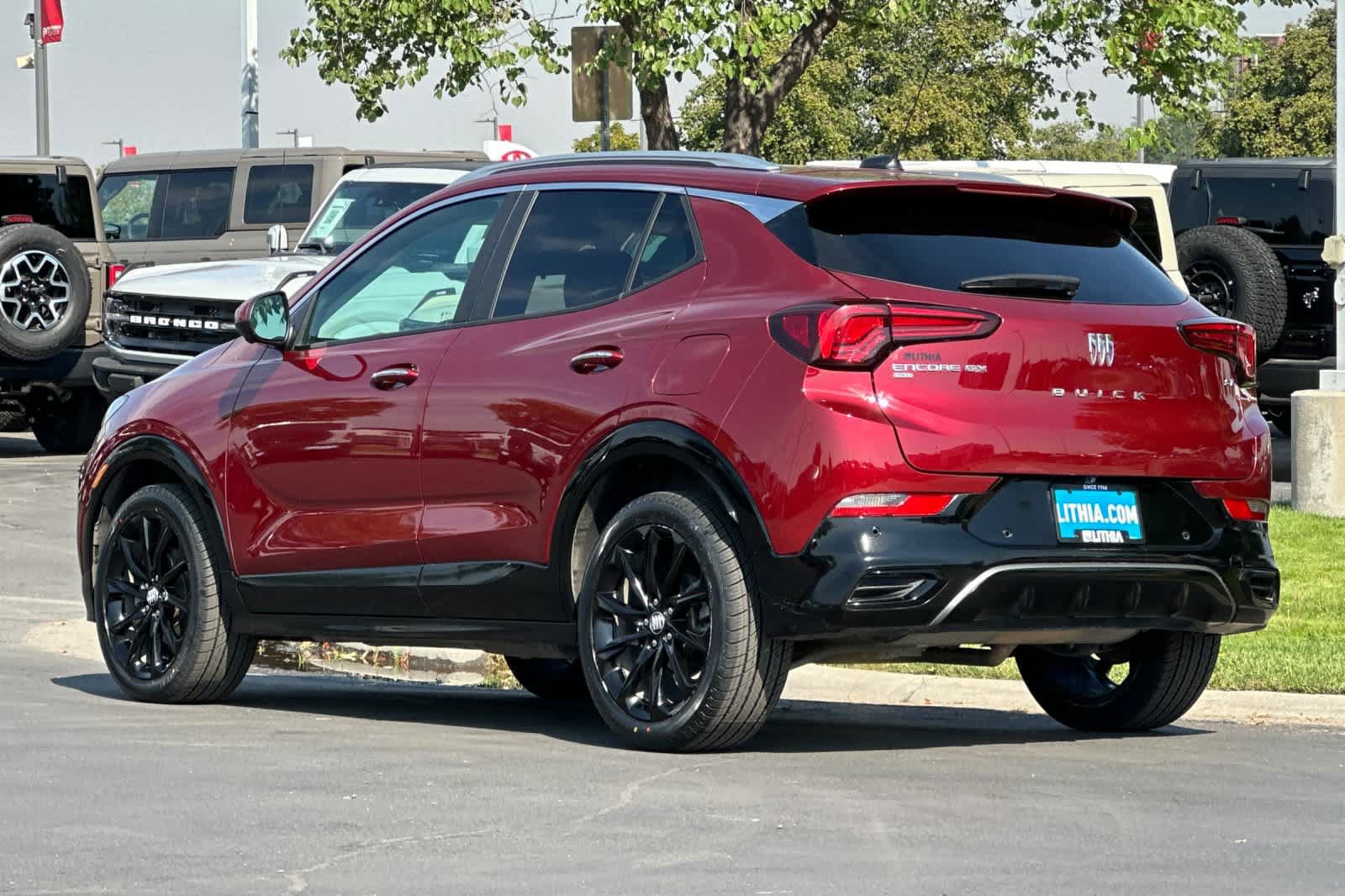 Used 2024 Buick Encore GX Sport Touring w/ Experience Buick Package AWD/4WD image 6
