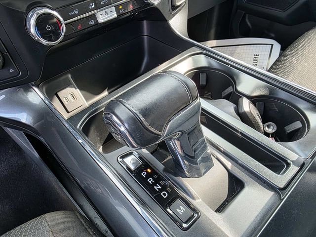 Certified 2023 Ford F150 XLT w/ Equipment Group 302A High image 18
