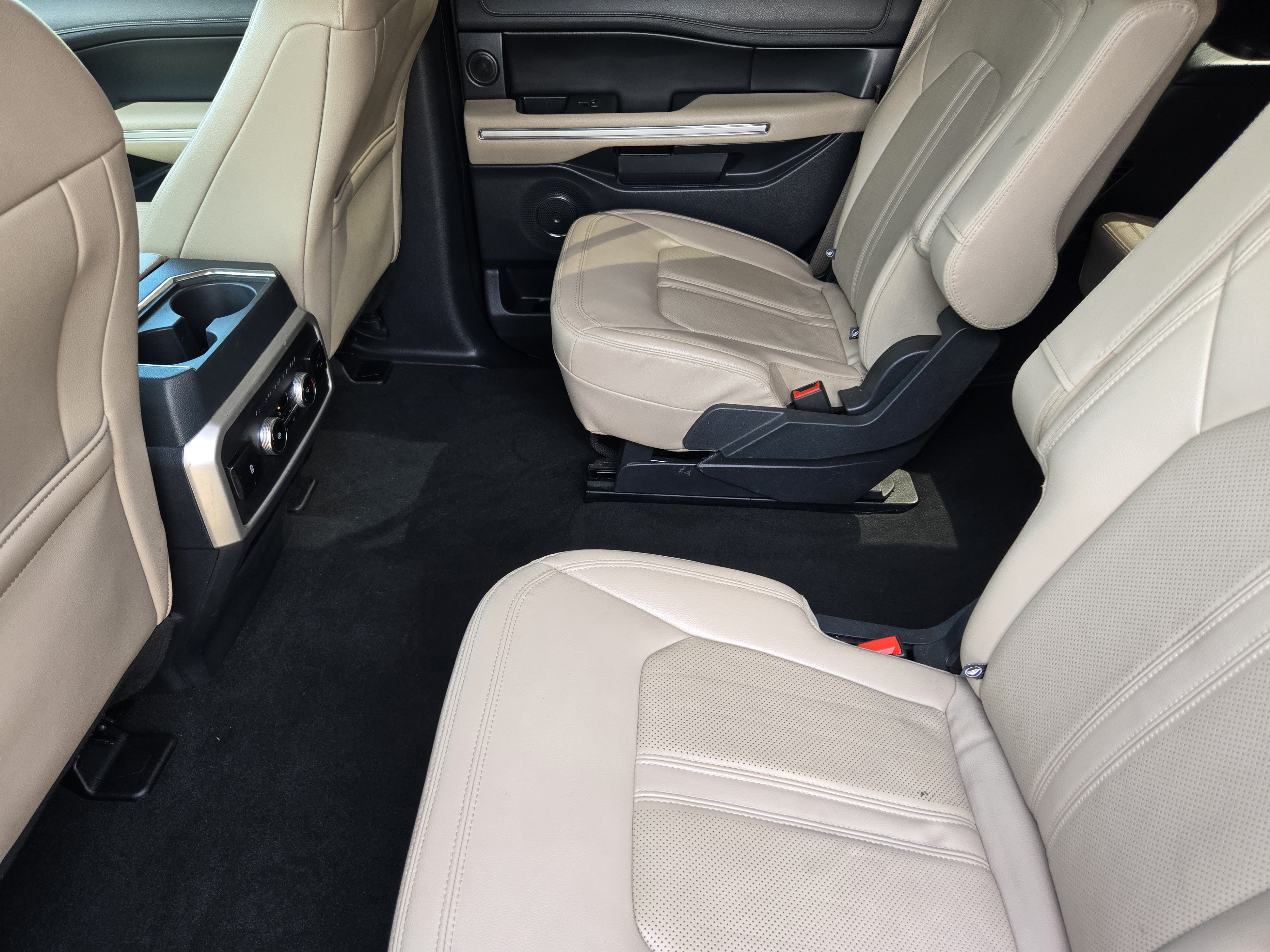 Certified 2023 Ford Expedition Limited RWD image 22