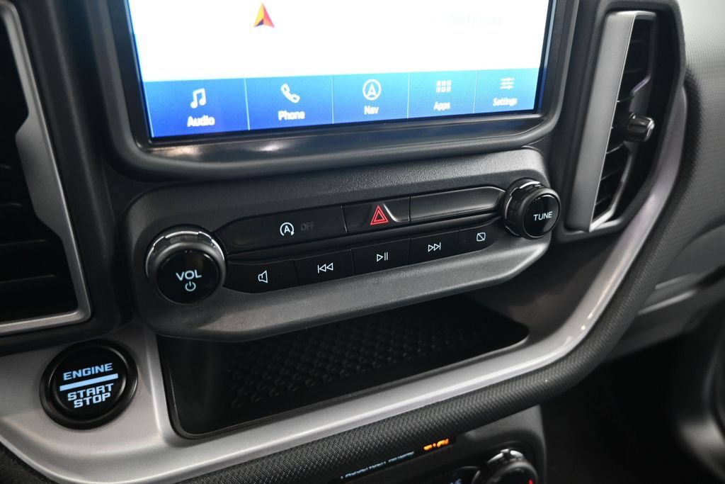 Certified 2023 Ford Bronco Sport Outer Banks w/ Tech Package AWD/4WD image 17