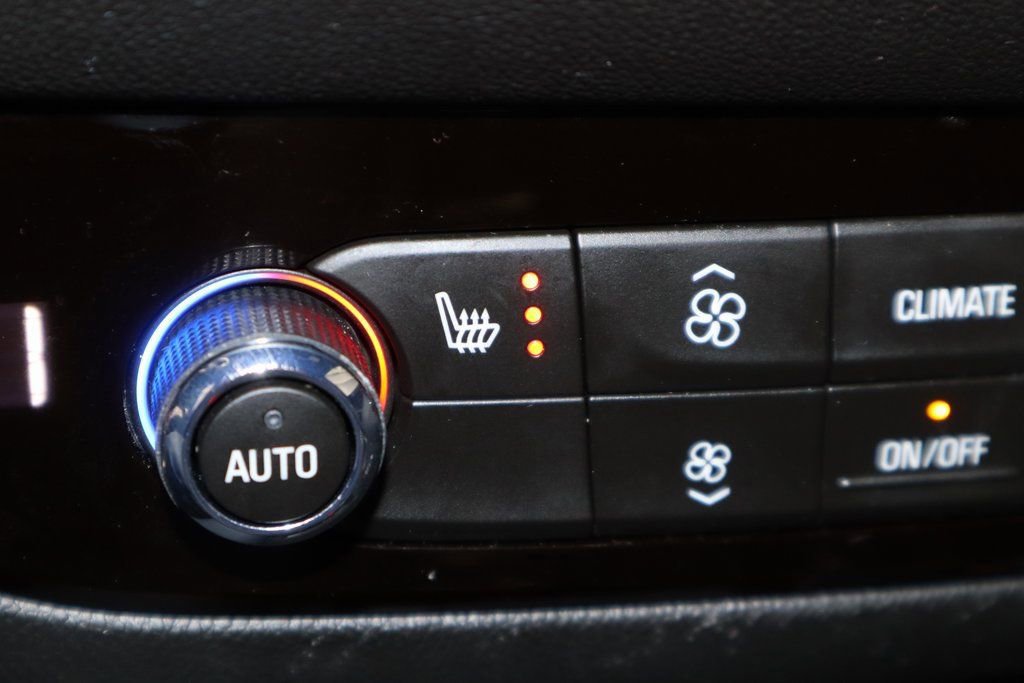 Used 2023 Buick Enclave Essence w/ Experience Buick Package image 11