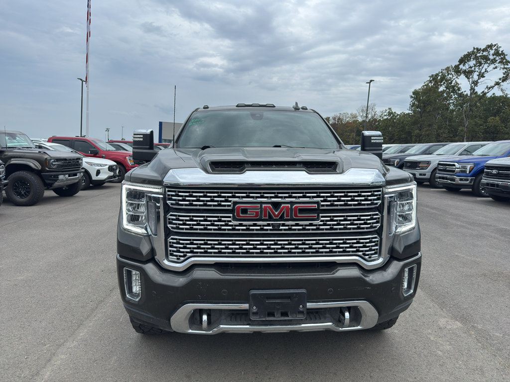 Used 2023 GMC Sierra 2500 Denali AWD/4WD image 2