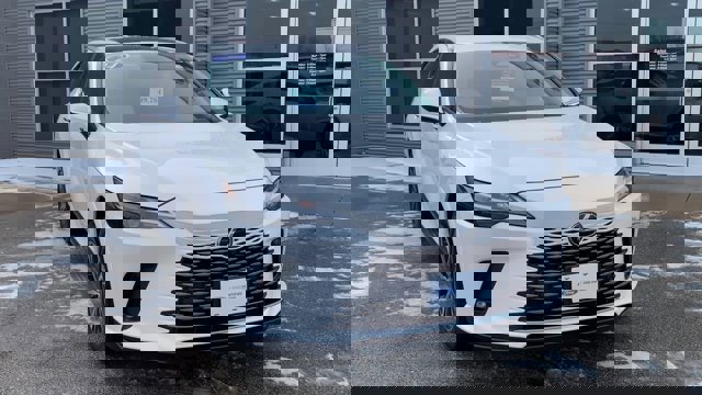 Used 2024 Lexus RX 350 Premium w/ Convenience Package image 4