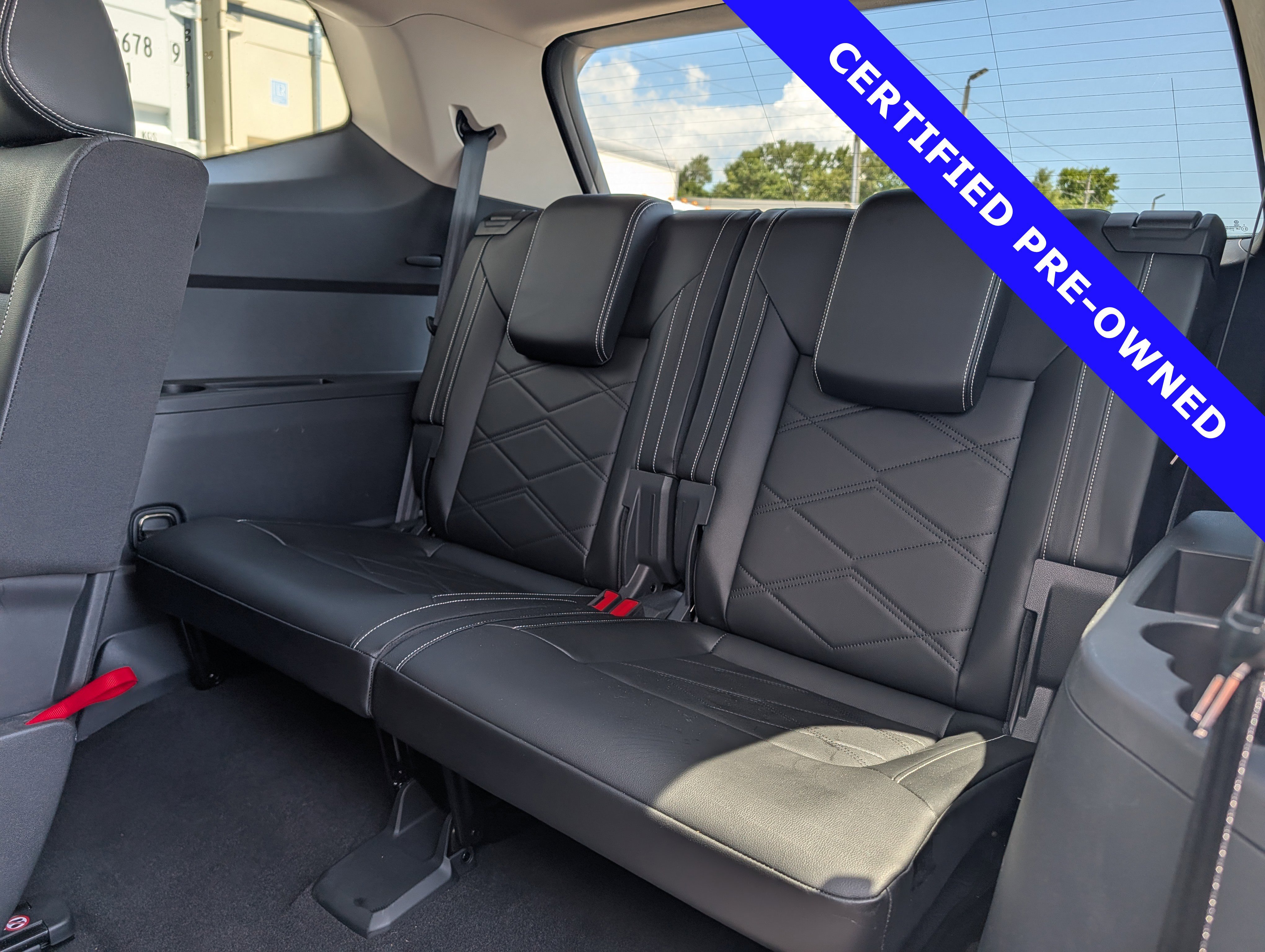 Used 2024 Volkswagen Atlas SE FWD image 16
