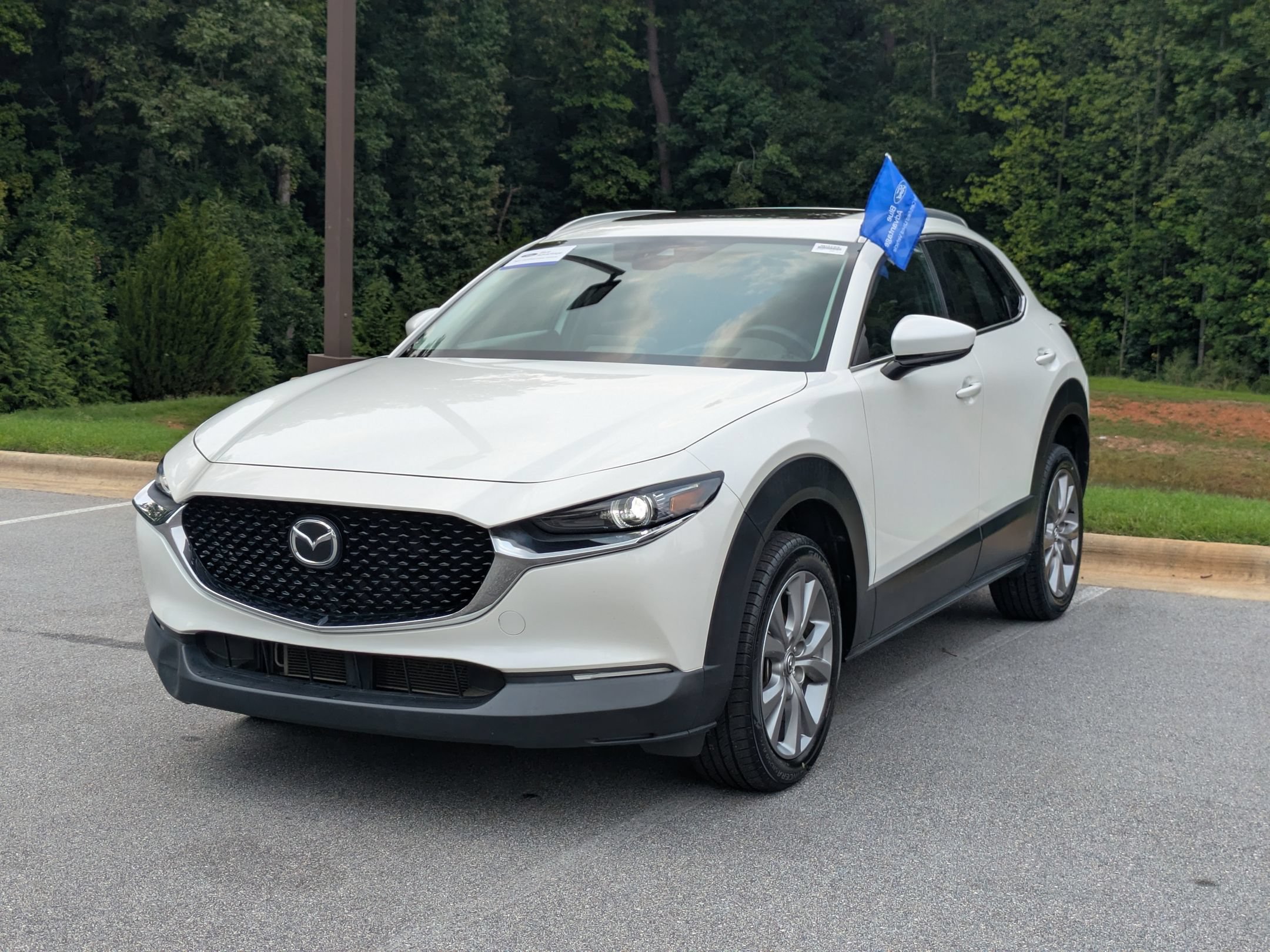 Used 2022 MAZDA CX-30 AWD 2.5 S w/ Premium Package image 6
