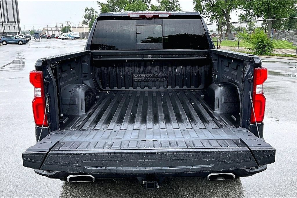 Used 2024 Chevrolet Silverado 1500 High Country w/ High Country Premium Package AWD/4WD image 33