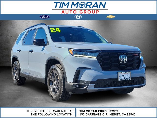 Used 2024 Honda Pilot TrailSport image 1
