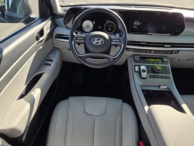 Used 2024 Hyundai Palisade SEL w/ Premium Package FWD image 12