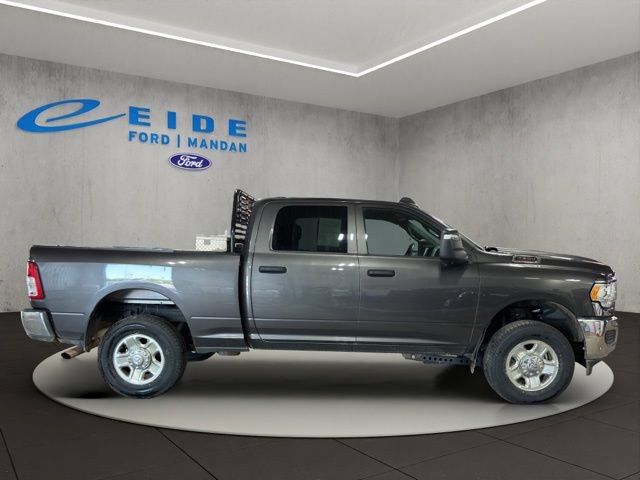Used 2024 RAM 2500 Tradesman w/ Chrome Appearance Group AWD/4WD image 13