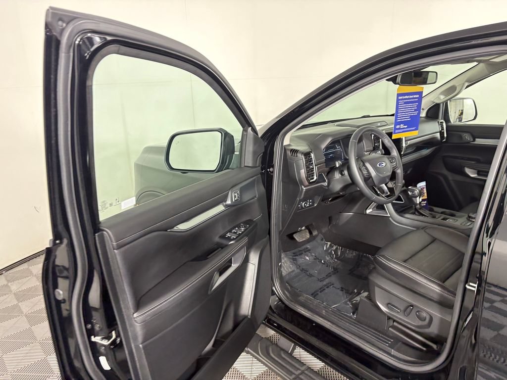 Certified 2025 Ford Ranger Lariat w/ FX4 Off-Road Package AWD/4WD image 11