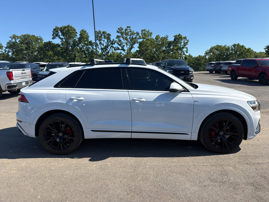 Used 2022 Audi Q8 Premium Plus AWD/4WD image 5