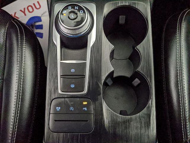 Certified 2022 Ford Escape Titanium w/ Class II Trailer Tow Package image 9