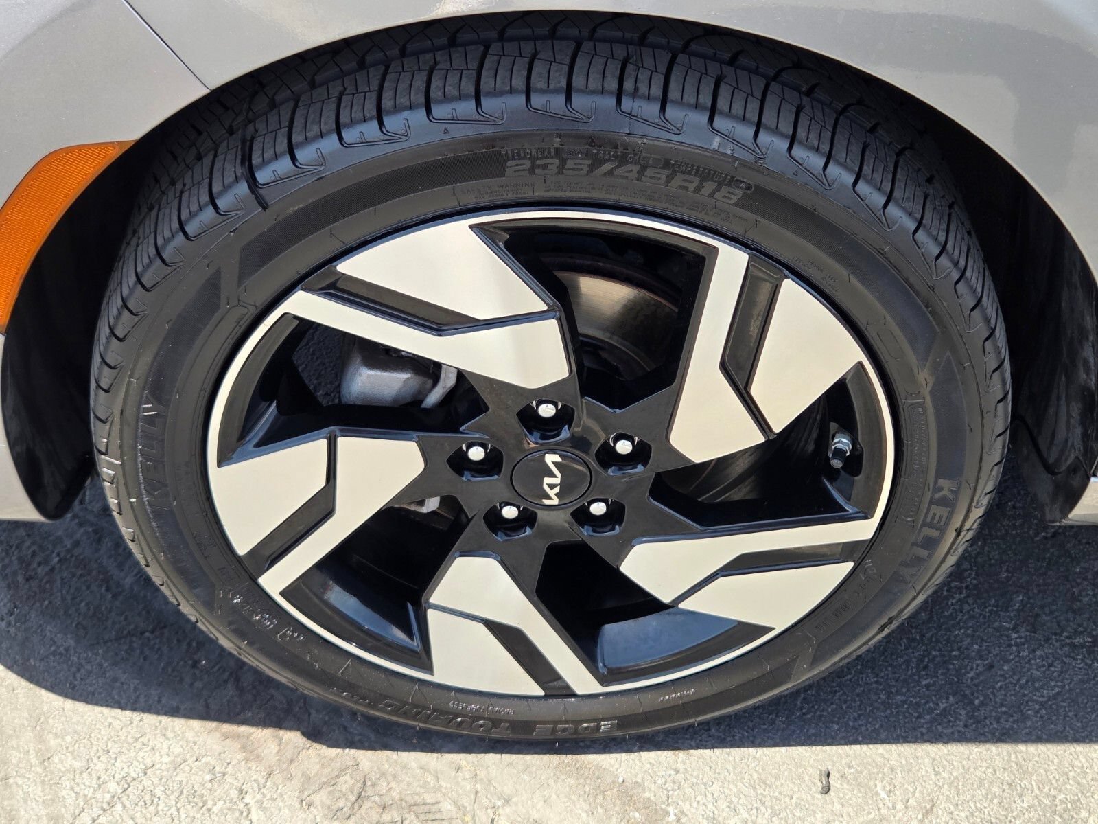 Used 2023 Kia Soul GT-Line w/ GT-Line Technology Package FWD image 9