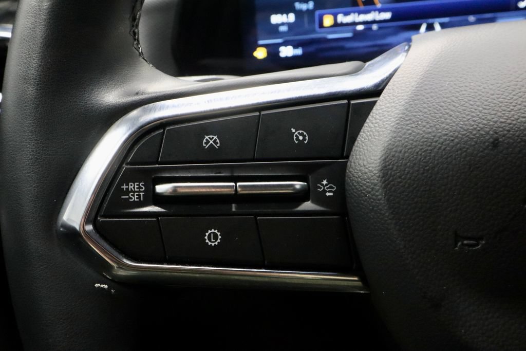 Used 2025 Chevrolet Equinox LT FWD image 27