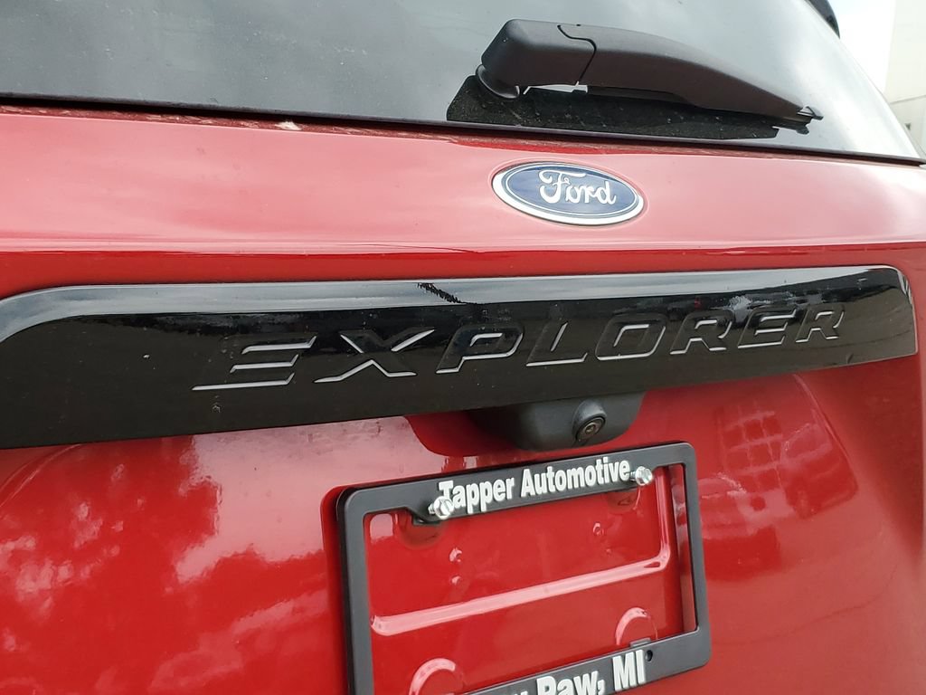 Certified 2024 Ford Explorer ST-Line w/ Class IV Trailer Tow Package AWD/4WD image 9