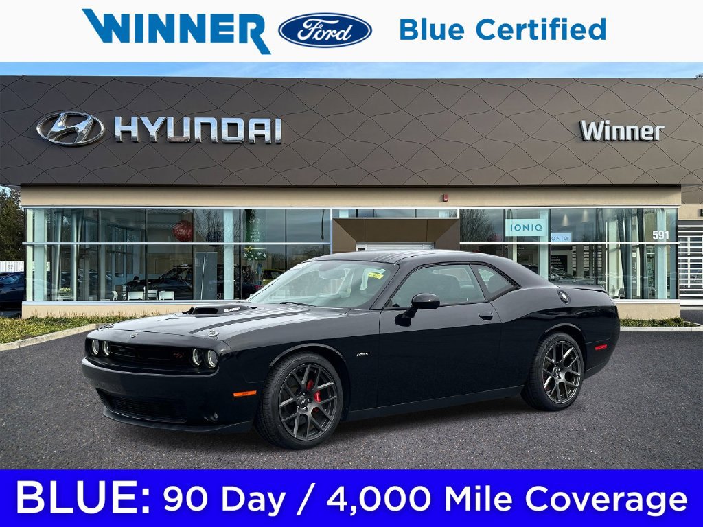 Used 2018 Dodge Challenger R/T Plus RWD image 1