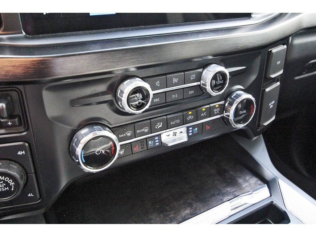 Certified 2024 Ford F250 Lariat w/ Lariat Ultimate Package image 21