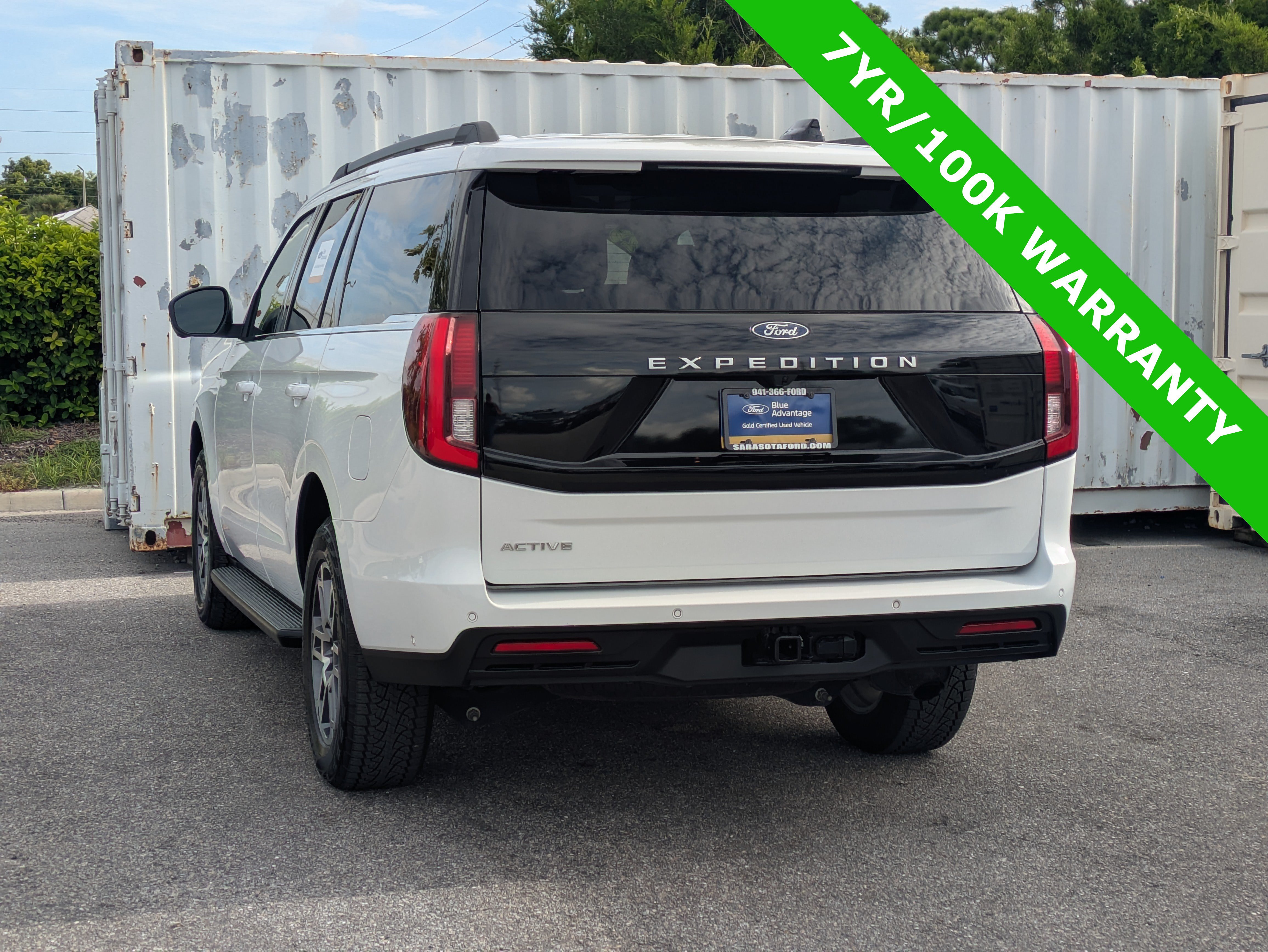 Certified 2025 Ford Expedition Active AWD/4WD image 7