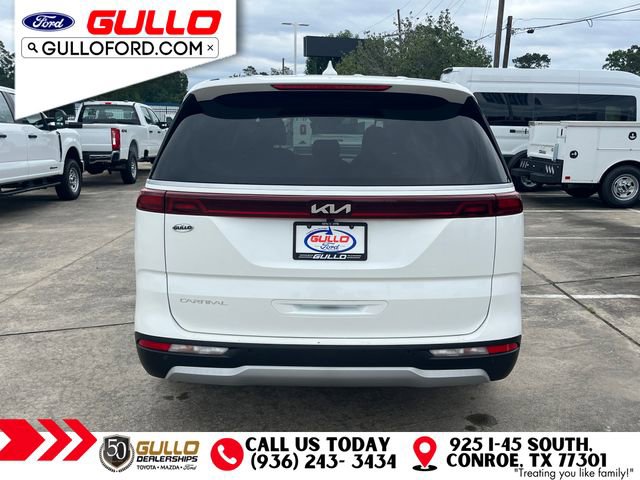 Used 2023 Kia Carnival LX FWD image 6
