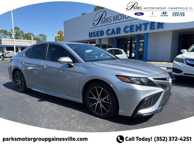 Used 2024 Toyota Camry SE