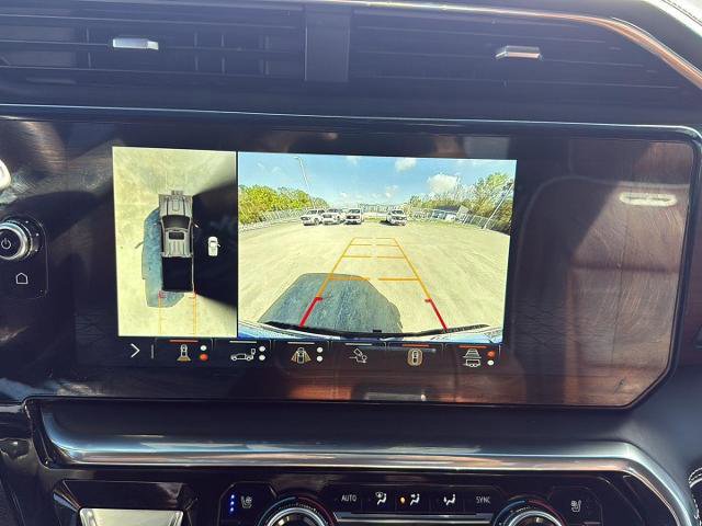 Used 2025 GMC Sierra 2500 Denali Ultimate image 28