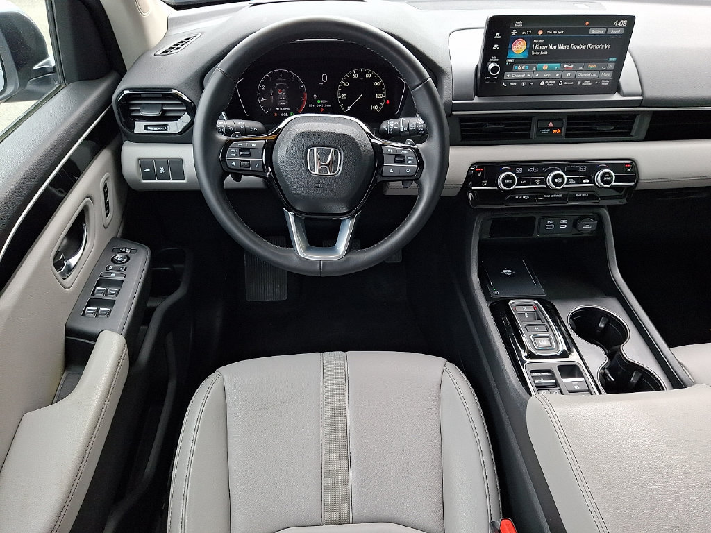 Used 2023 Honda Pilot EX-L image 13