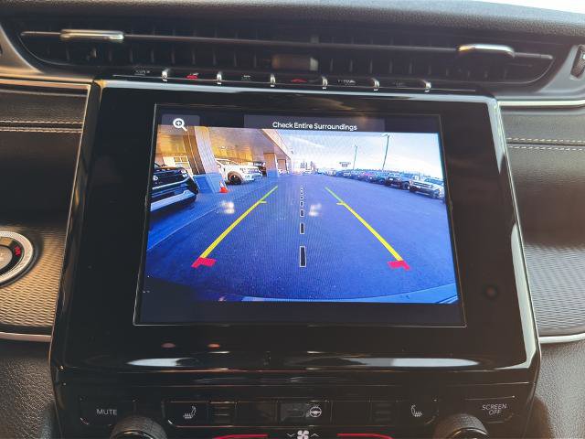 Used 2023 Jeep Grand Cherokee Altitude image 25