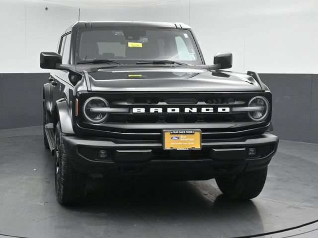 Certified 2025 Ford Bronco Outer Banks AWD/4WD image 2