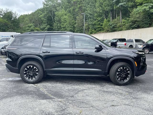Used 2025 Chevrolet Traverse Z71 w/ Enhanced Driving Package AWD/4WD image 2