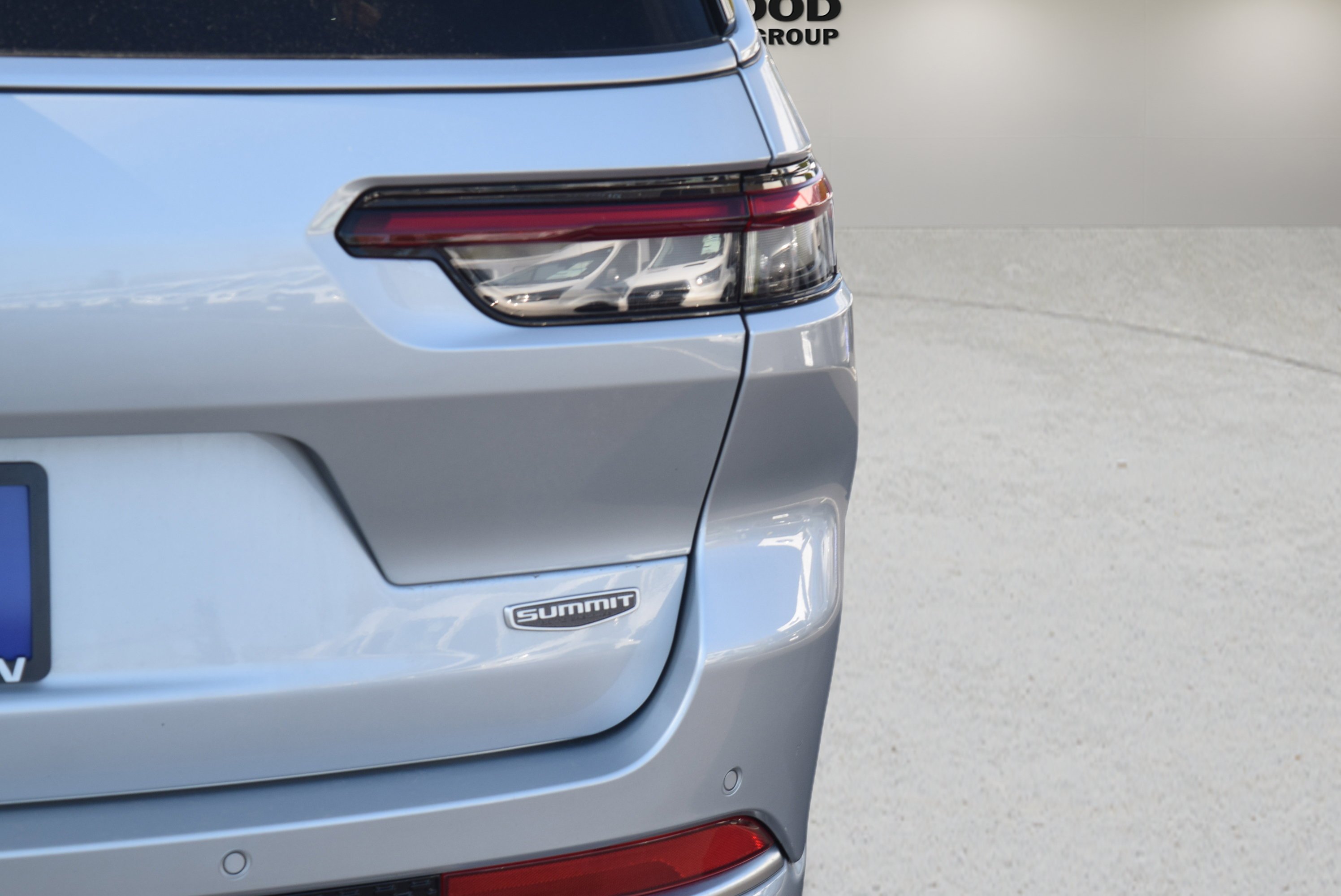 Used 2025 Jeep Grand Cherokee L Summit AWD/4WD image 6