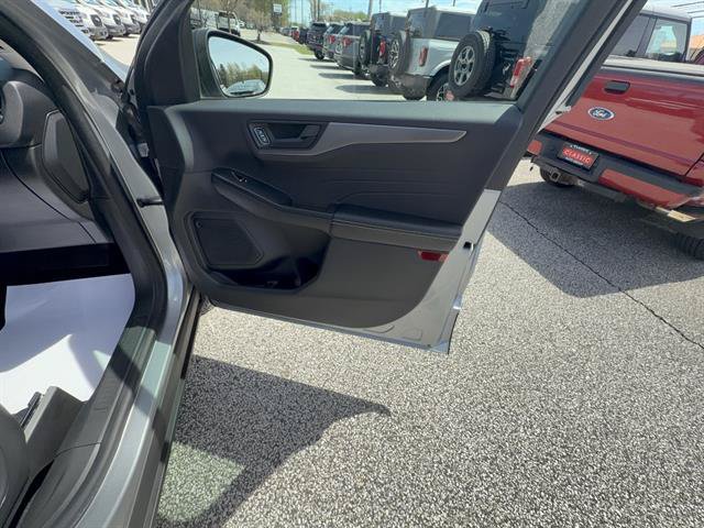 Certified 2023 Ford Escape Active AWD/4WD image 25