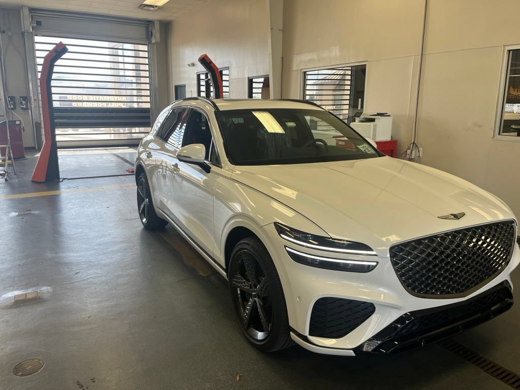 Used 2025 Genesis GV70 3.5T Sport w/ Sport Advanced Package
