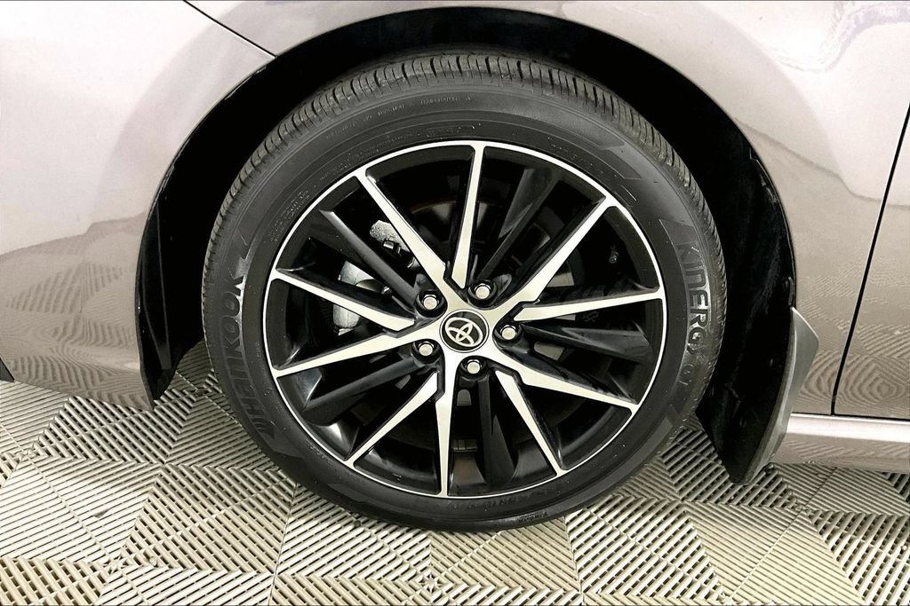 Used 2024 Toyota Camry SE w/ Audio Upgrade Package FWD image 7
