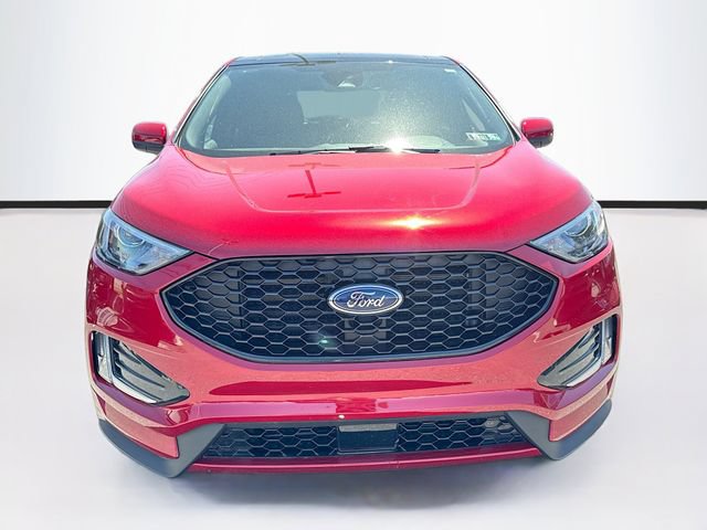 Certified 2024 Ford Edge ST-Line AWD/4WD image 3
