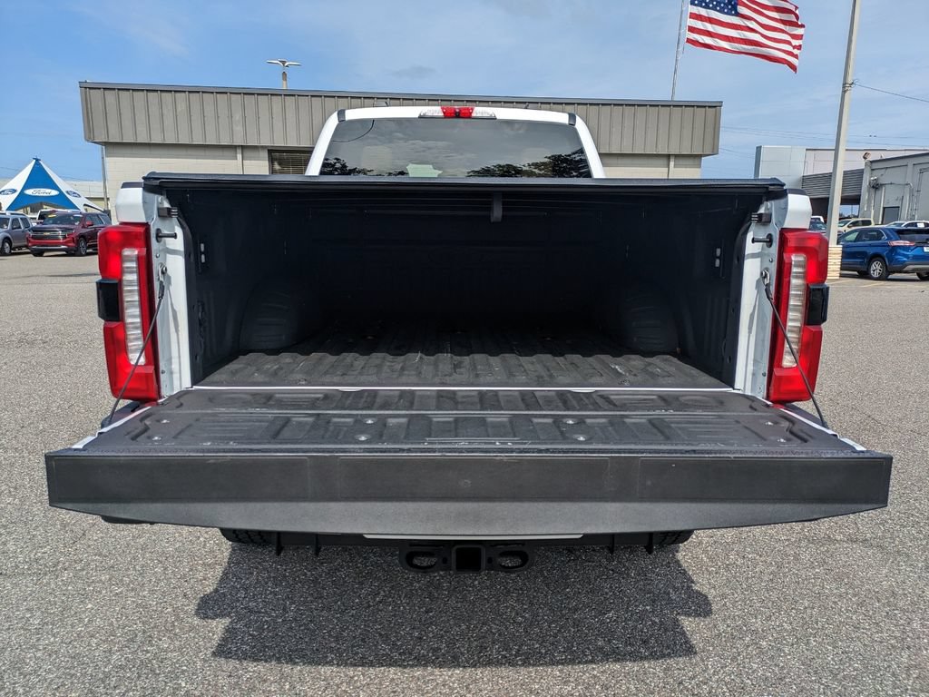 Certified 2025 Ford F350 Lariat w/ Chrome Package AWD/4WD image 13