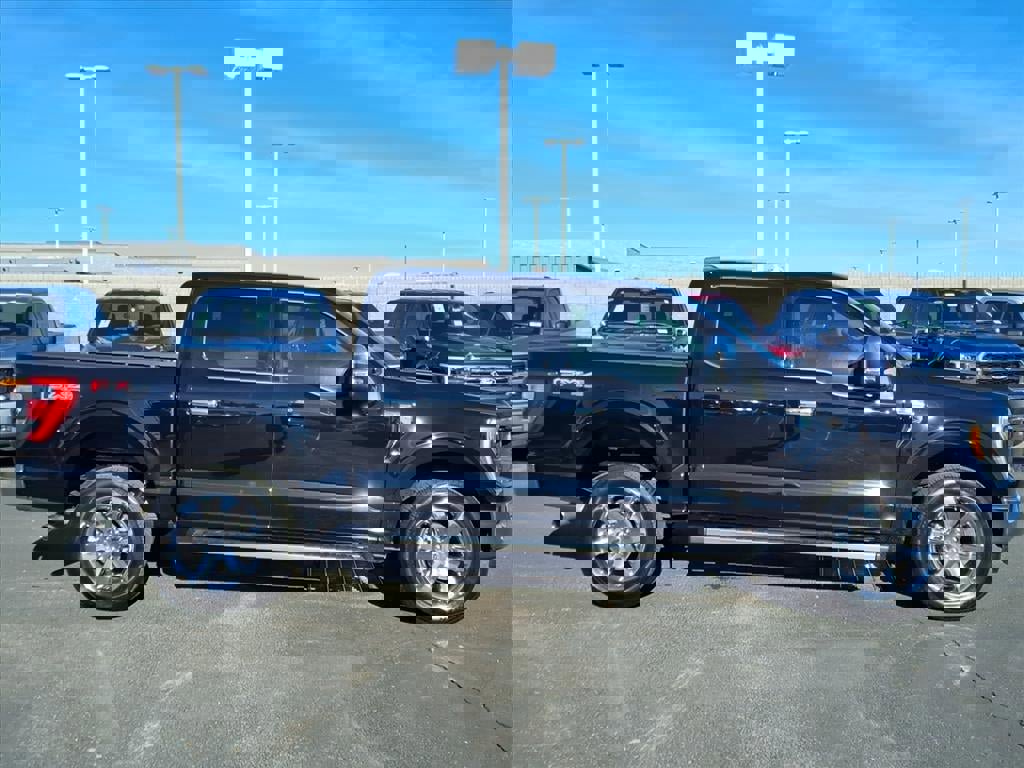 Certified 2023 Ford F150 Lariat w/ Equipment Group 502A High image 3