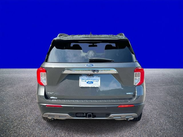 Certified 2020 Ford Explorer XLT w/ Equipment Group 202A AWD/4WD image 4