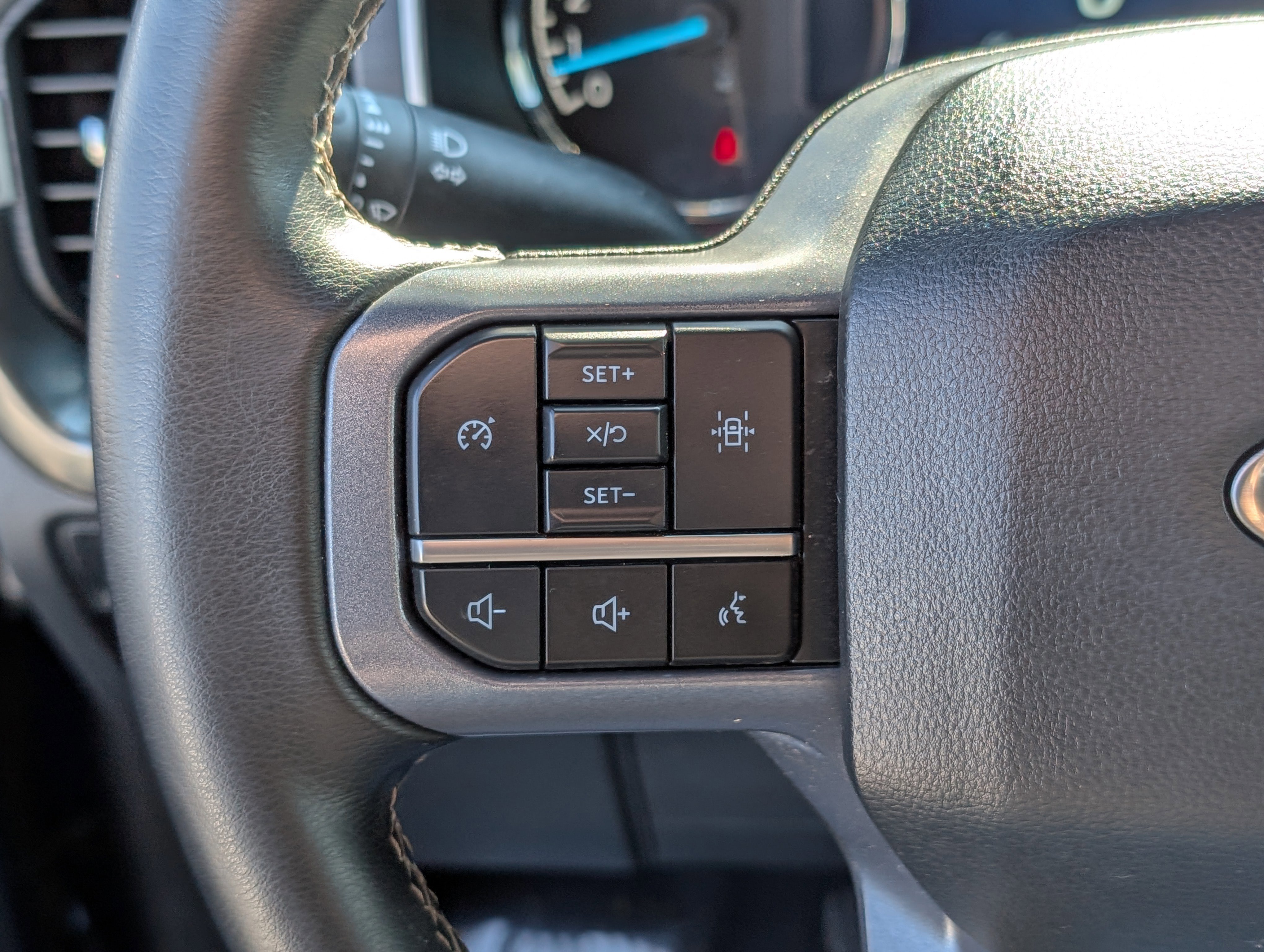 Certified 2023 Ford F150 XLT w/ Equipment Group 302A High image 20