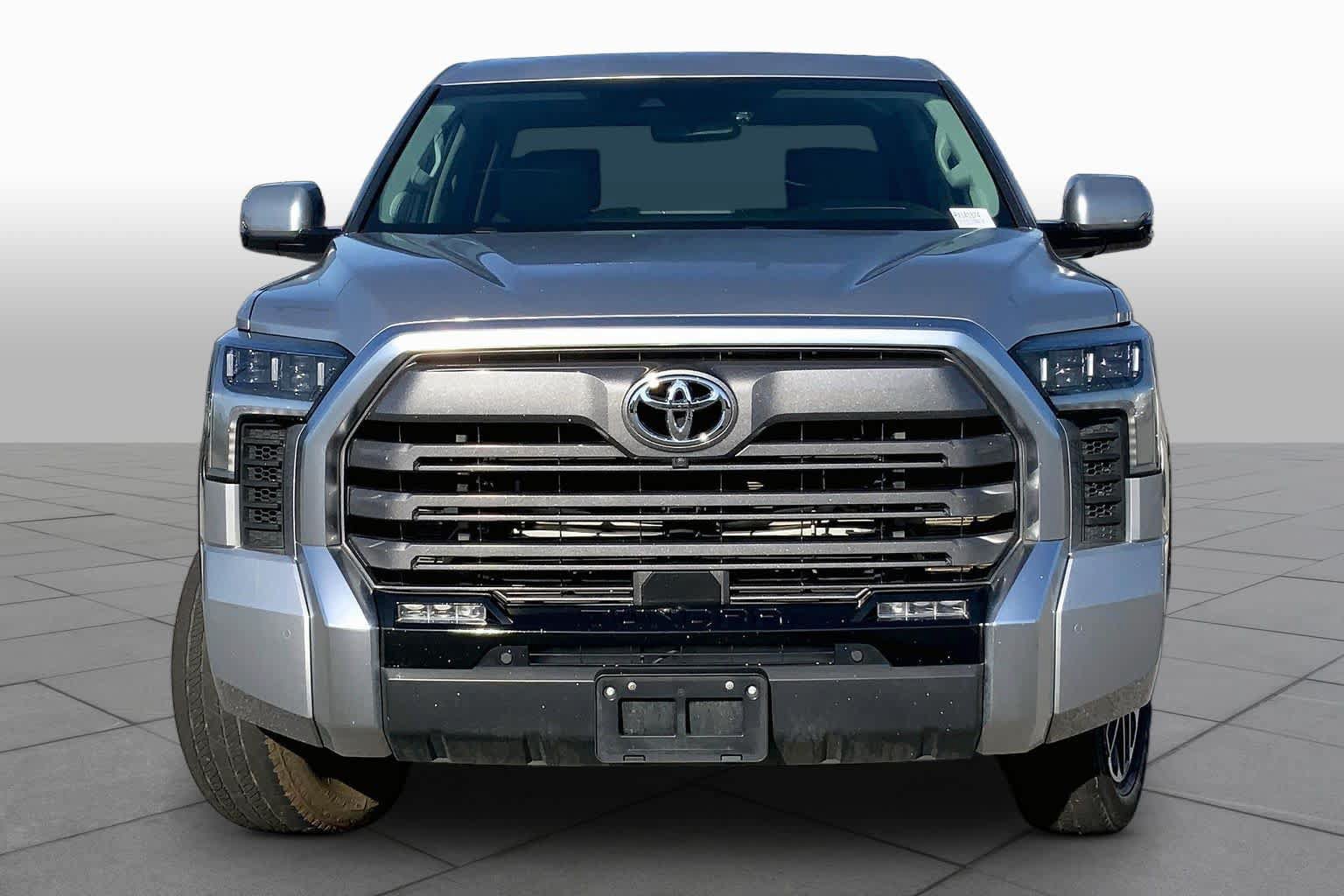 Used 2024 Toyota Tundra Limited AWD/4WD image 4