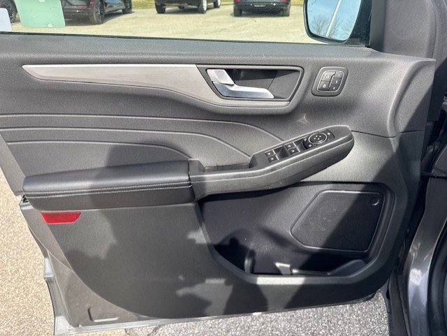 Certified 2023 Ford Escape Platinum image 10