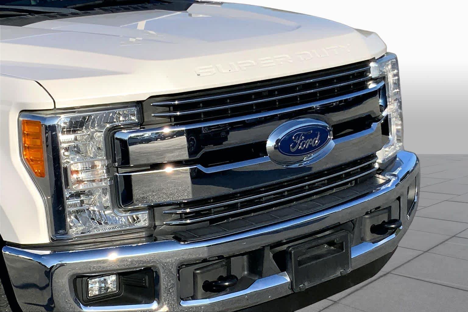 Certified 2017 Ford F250 Lariat w/ Lariat Value Package RWD image 25